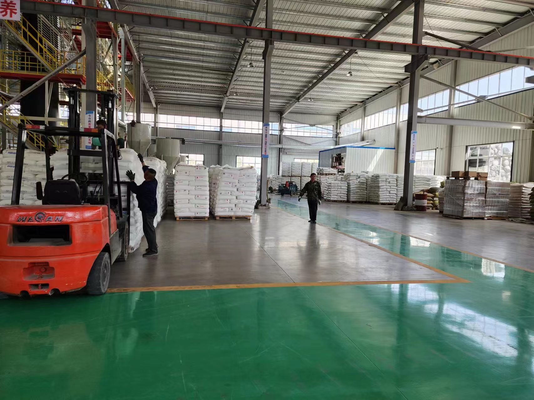 土工膜原料充足